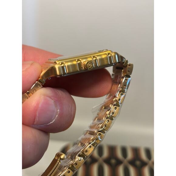 Fossil Raquel ES5389 — All-Gold Tone, 23 mm Rectangular - Picture 8 of 17